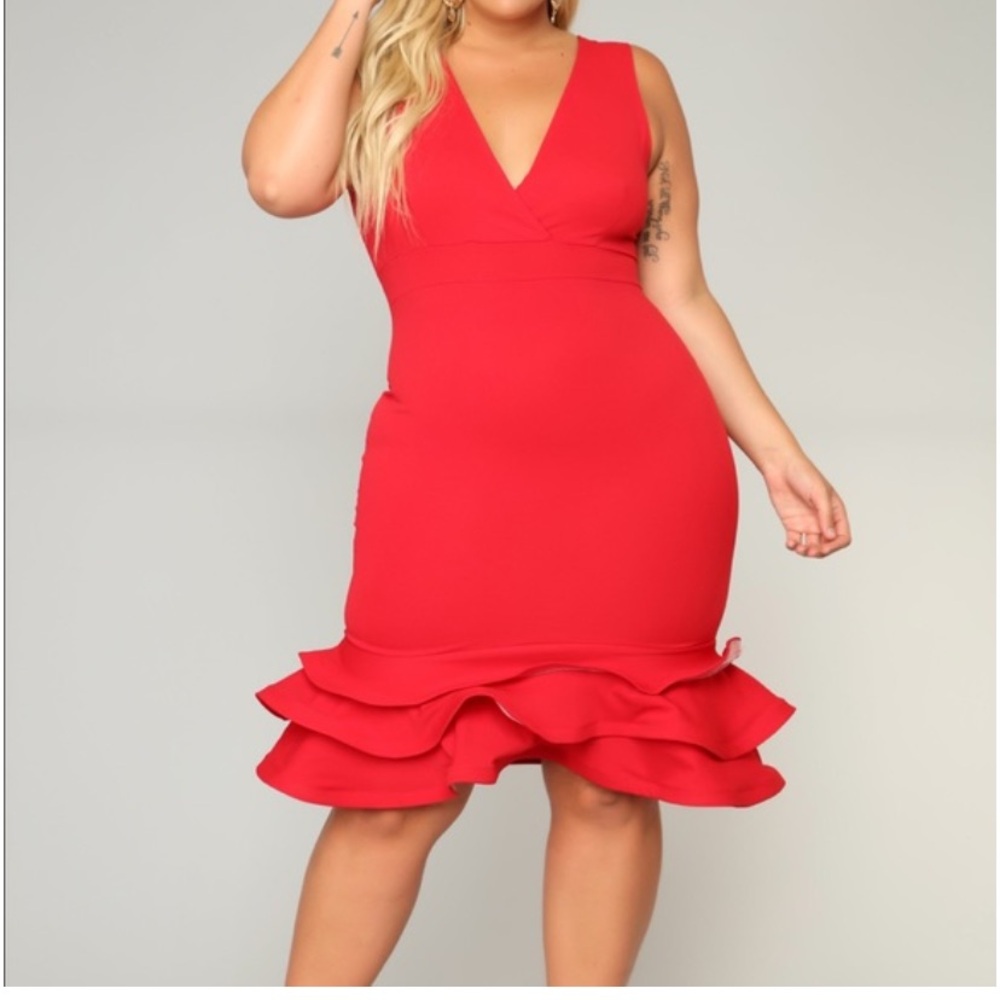 Red V-Neck Ruffle Hem Bodycon Dress